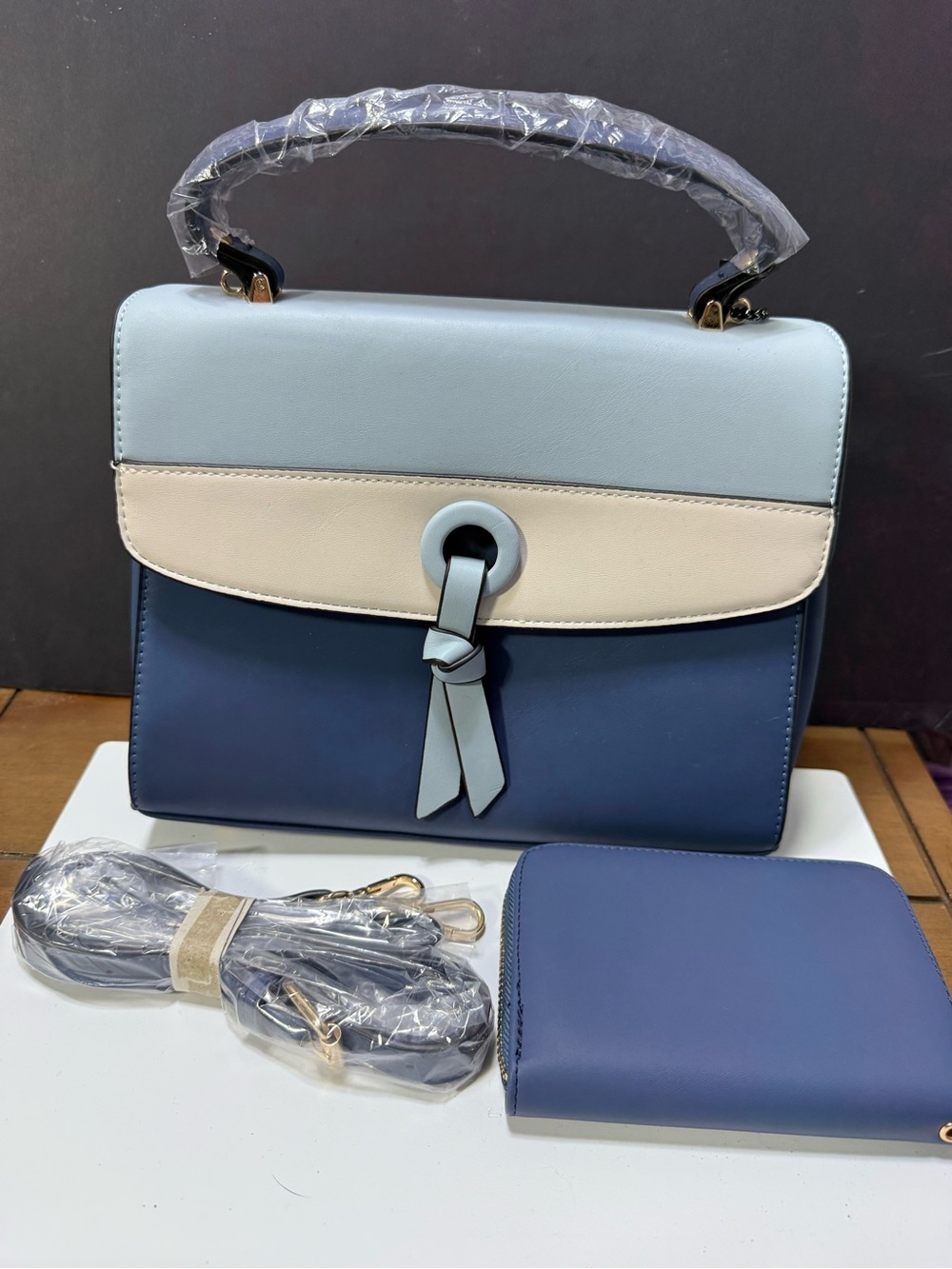 NWT Women’s Colorblock Top-Handle Bag with Wallet and Crossbody Strap - Blue